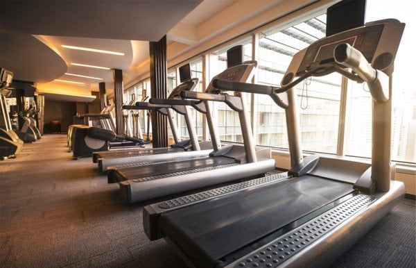 Có nên chọn thiết bị phòng gym nhập khẩu 3