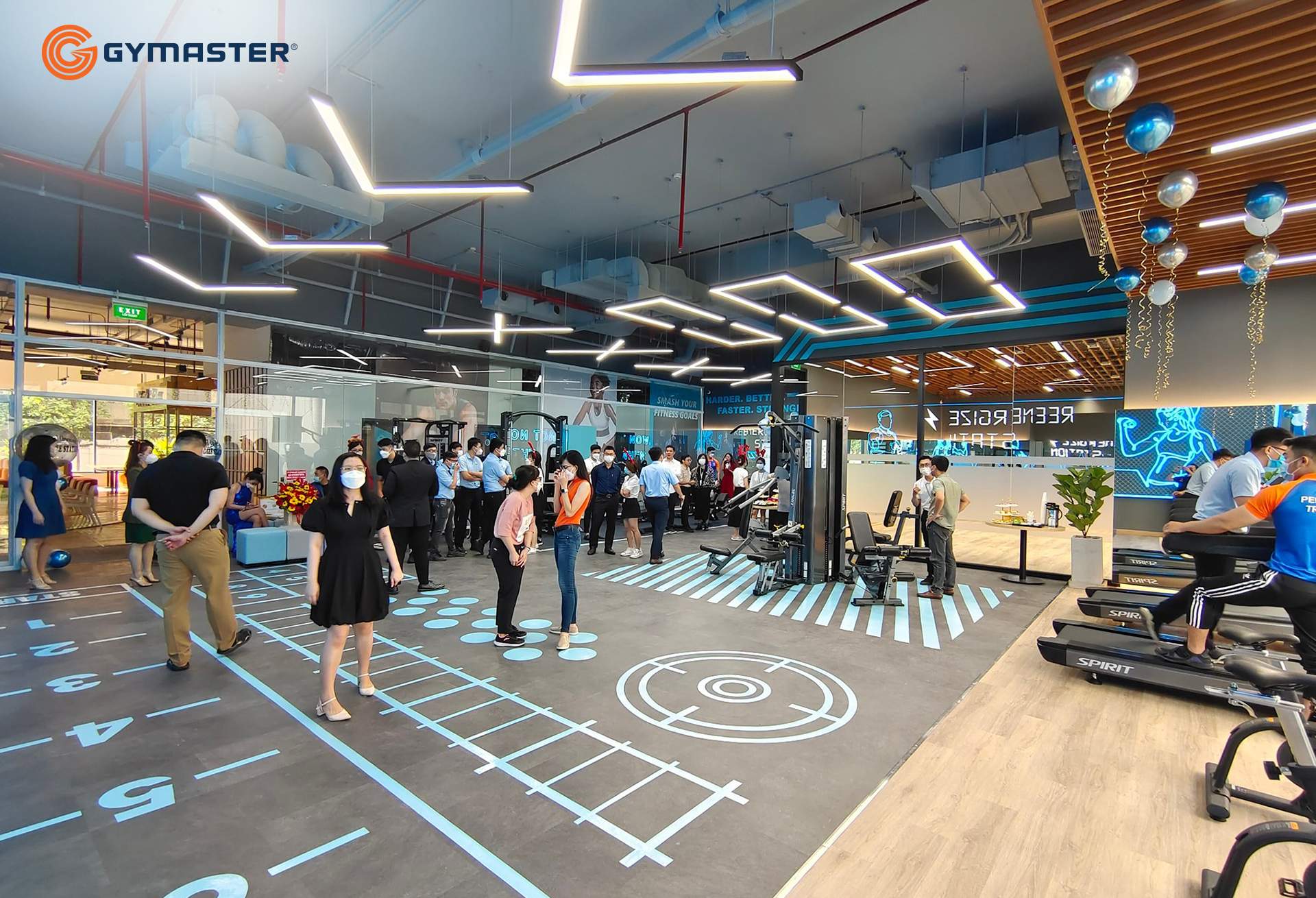 setup phòng gym tập đoàn rê không gian