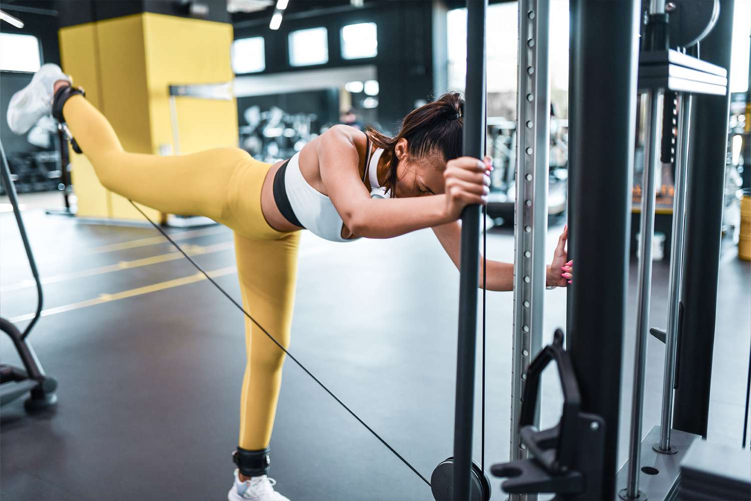 11 Bài Tập Chân Tại Phòng Gym Cho Mọi Cấp Độ 11 11 Bài Tập Chân Tại Phòng Gym Cho Mọi Cấp Độ 11