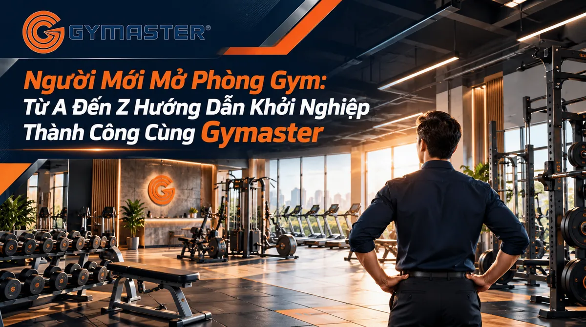 Phòng gym hiện đại và sáng sủa với khách hàng đang tập luyện trên máy chạy bộ cao cấp Spirit CT900, chủ phòng gym mỉm cười chào đón, minh họa cho người mới mở phòng gym thành công.